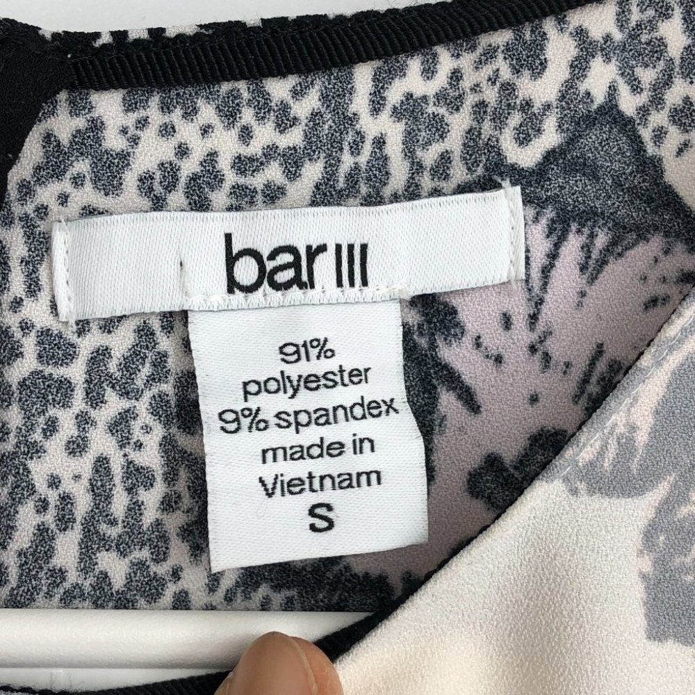 BAR  III Black & White Multicolor Floral Printed Short Sleeve Jewel Neck Top S - Picture 4 of 13